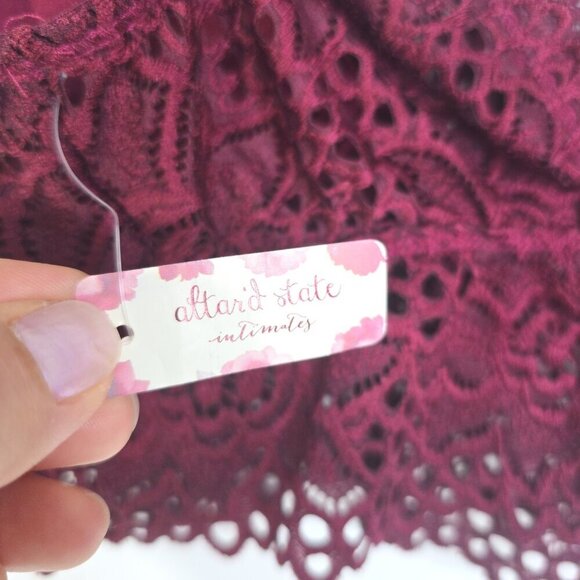 NWT Altar'd State Red Burgundy Eyelet Lace Bralette - Picture 4 of 7